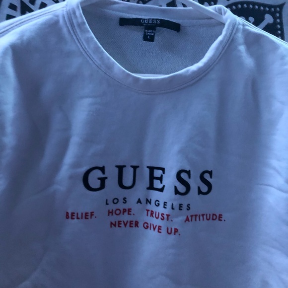 guess crewneck - Picture 2 of 2